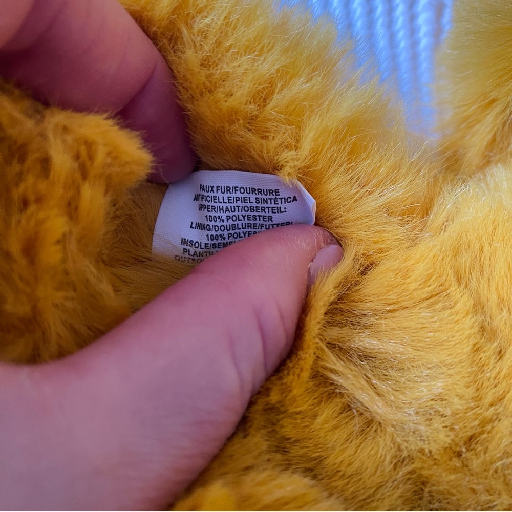 NWOT Anthropologie Faux Fur Slippers in Yellow - Picture 9 of 10